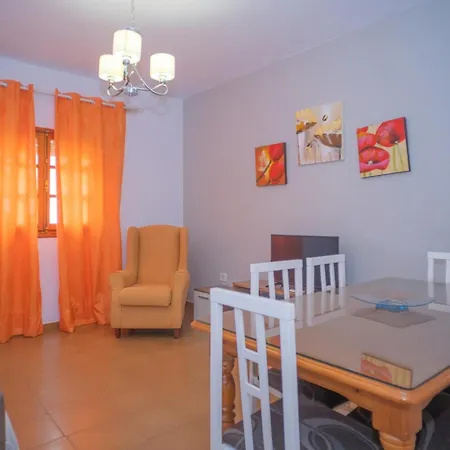 Modernos Con Garaje, Balcones Y Aire Acondicionado En - Es-180-24