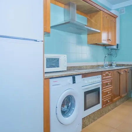 Modernos Con Garaje, Balcones Y Aire Acondicionado En - Es-180-24 Apartment